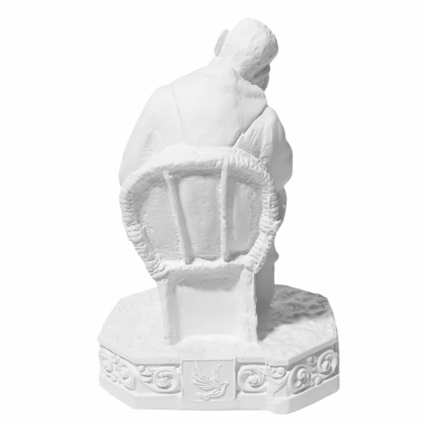 São Padre Pio Sentado 10cm Gesso Cru Retocado - Image 3